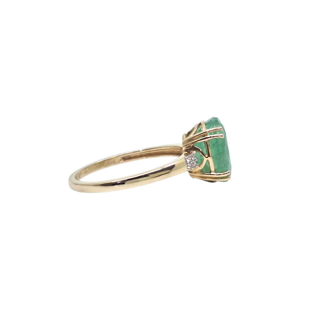 14ct Yellow Gold Gemstone Ring