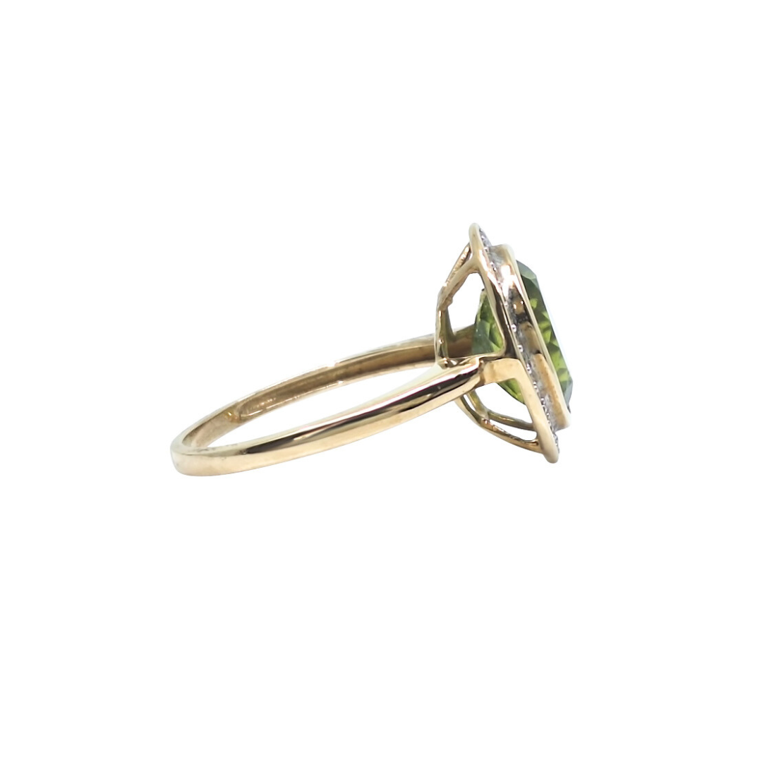 9ct Yellow Gold Peridot & Diamond Ring