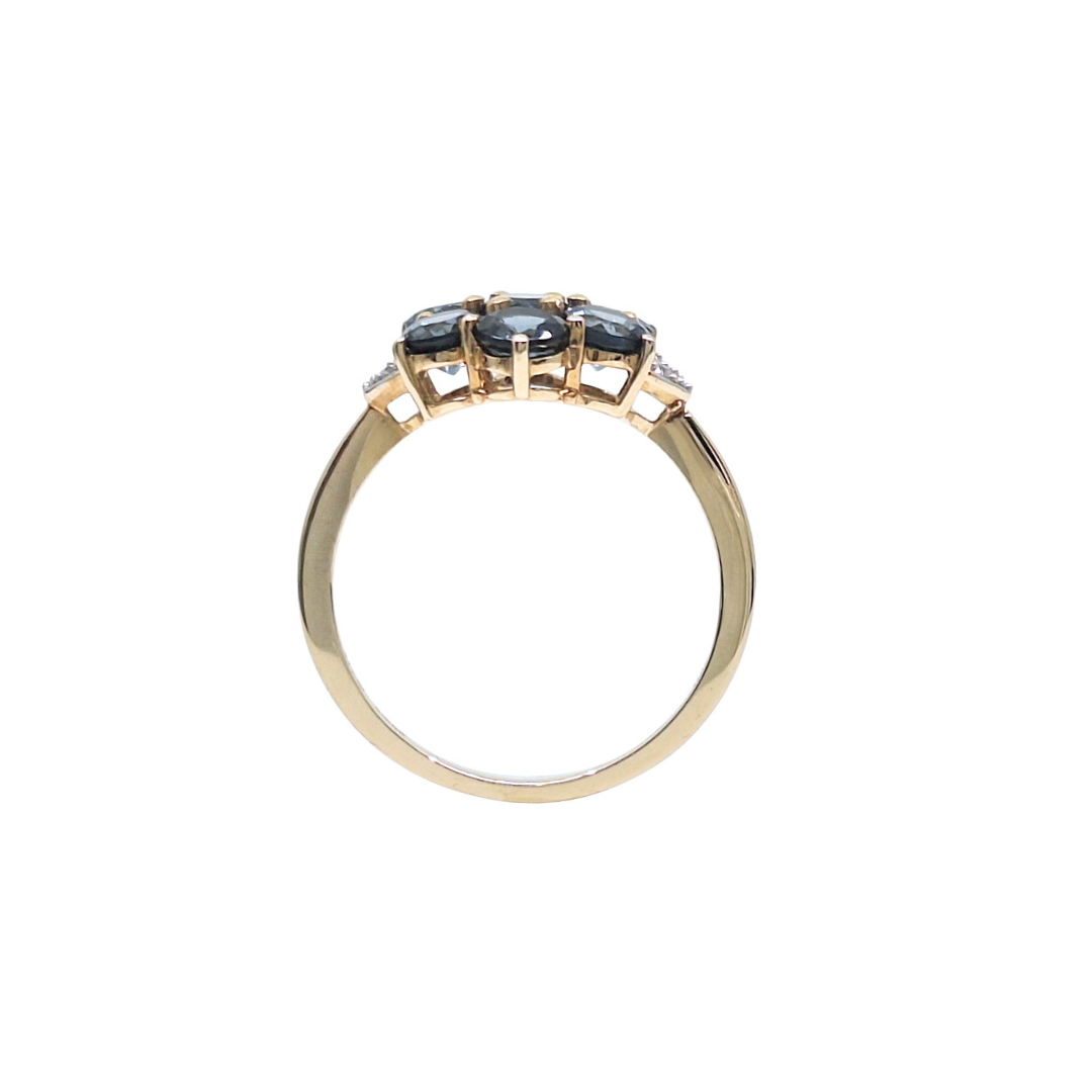 9ct Yellow Gold Blue Gemstone & Diamond Cluster Ring