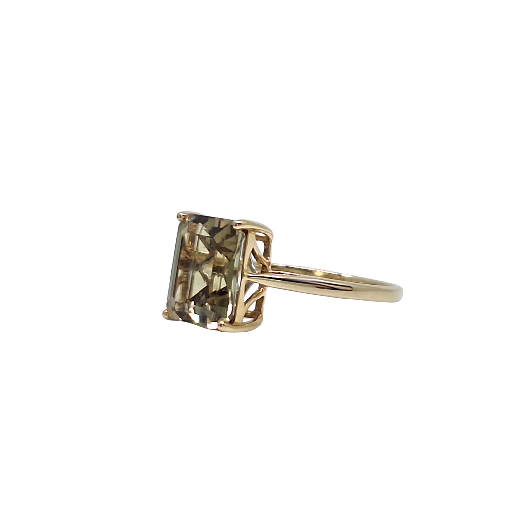 18ct Yellow Gold Csarite Ring