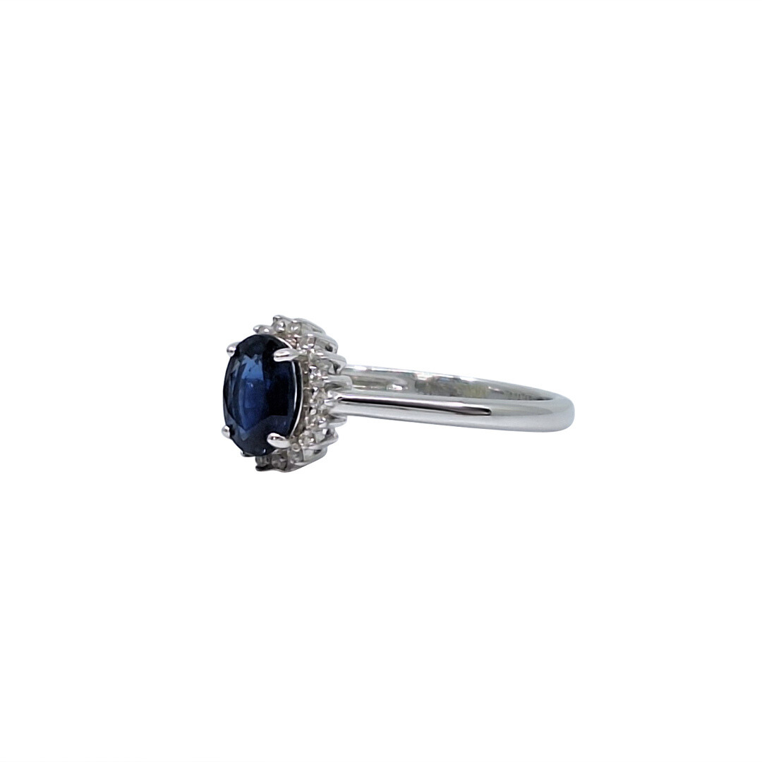 18ct White Gold Sapphire & Diamond Ring