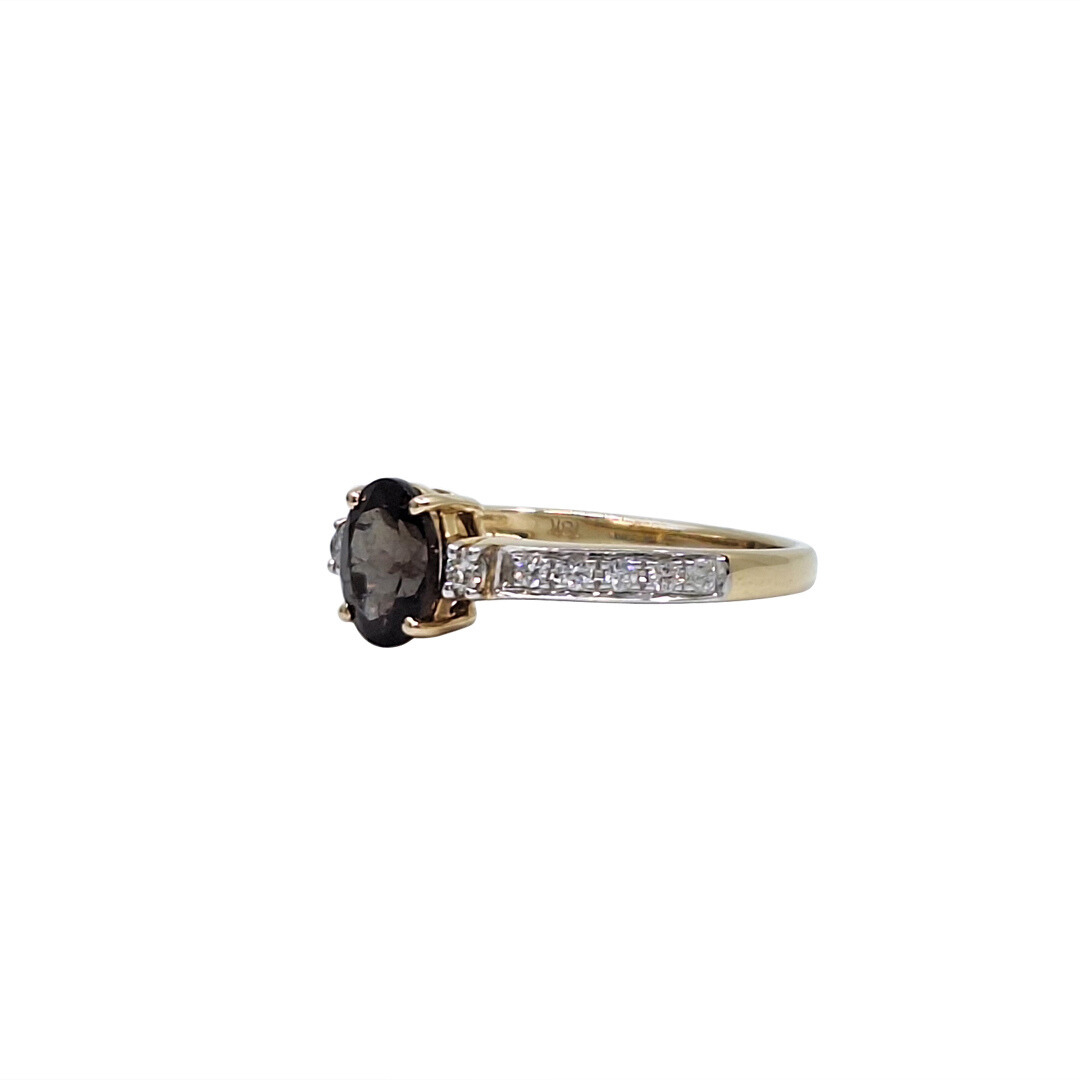 18ct Yellow Gold Spinel & Diamond Ring