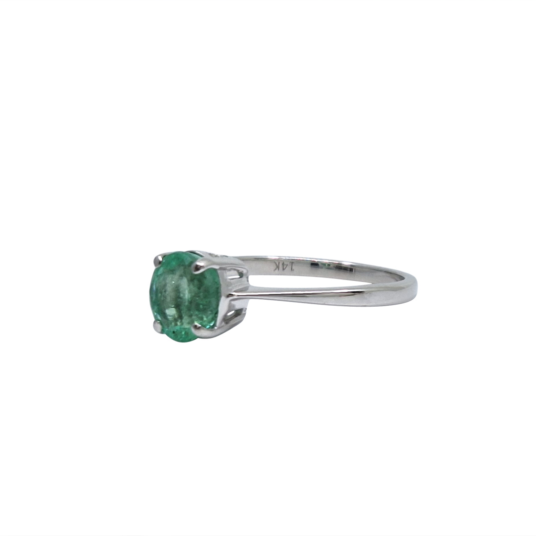 14ct White Gold Green Gemstone Ring