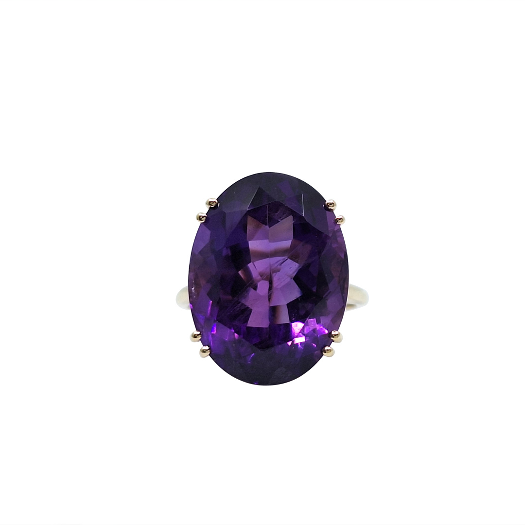 14ct Yellow Gold Amethyst Dress Ring