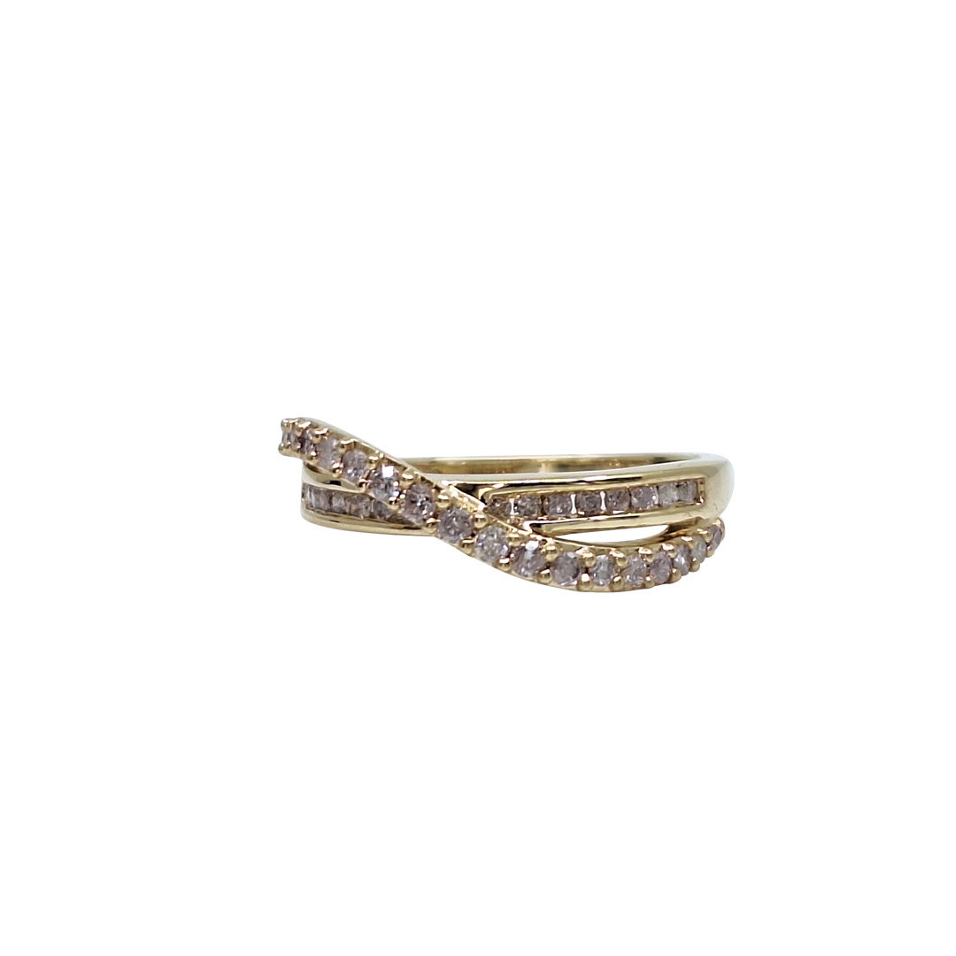 10ct Yellow Gold Diamond Ring