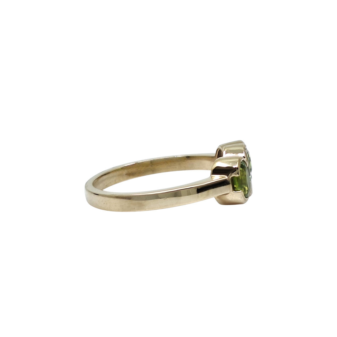 9ct Yellow Gold Peridot Three Stone Ring