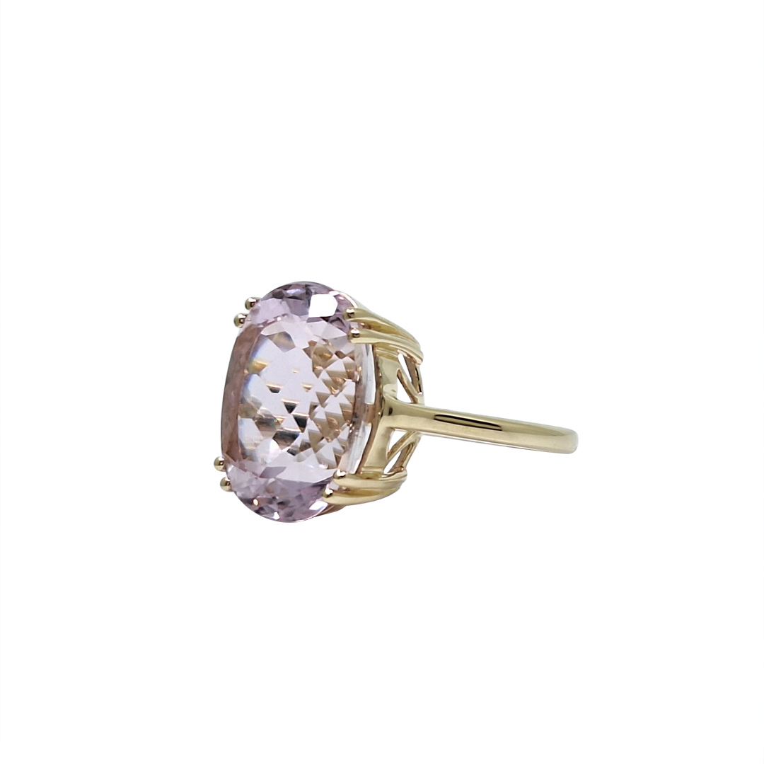 14ct Yellow Gold Pink Gemstone Ring