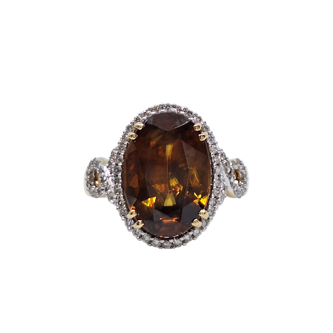 18ct Yellow Gold Brown Gemstone & Diamond Ring