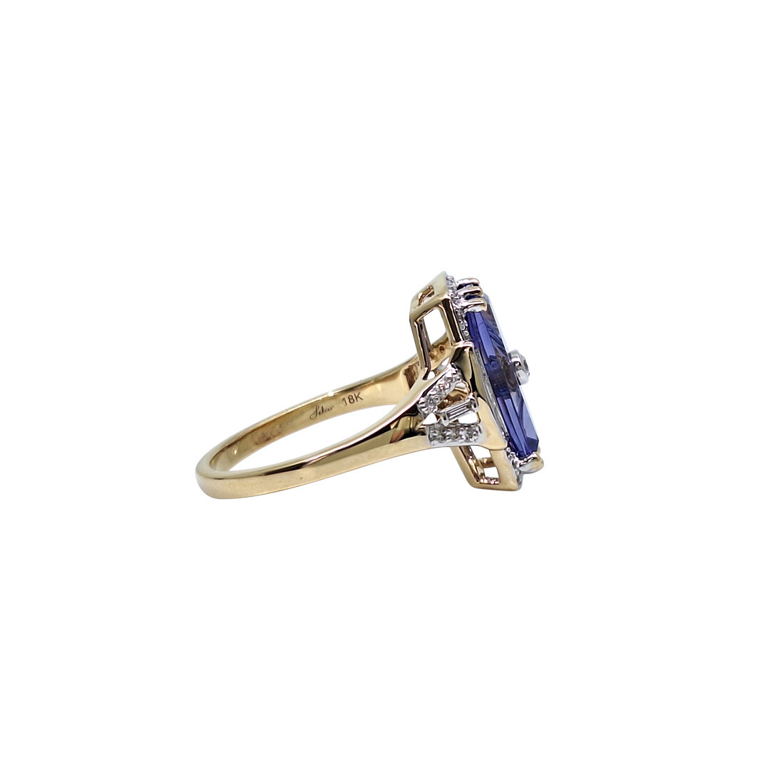 18ct Yellow Gold Tanzanite & Diamond Ring