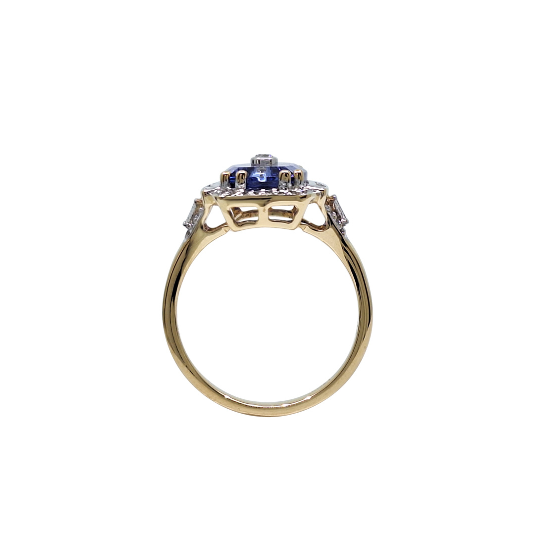 18ct Yellow Gold Tanzanite & Diamond Ring