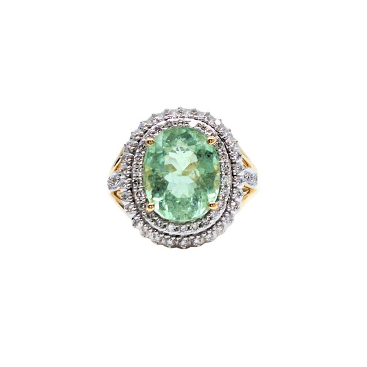 18ct Yellow Gold Green Gemstone & Diamond Ring