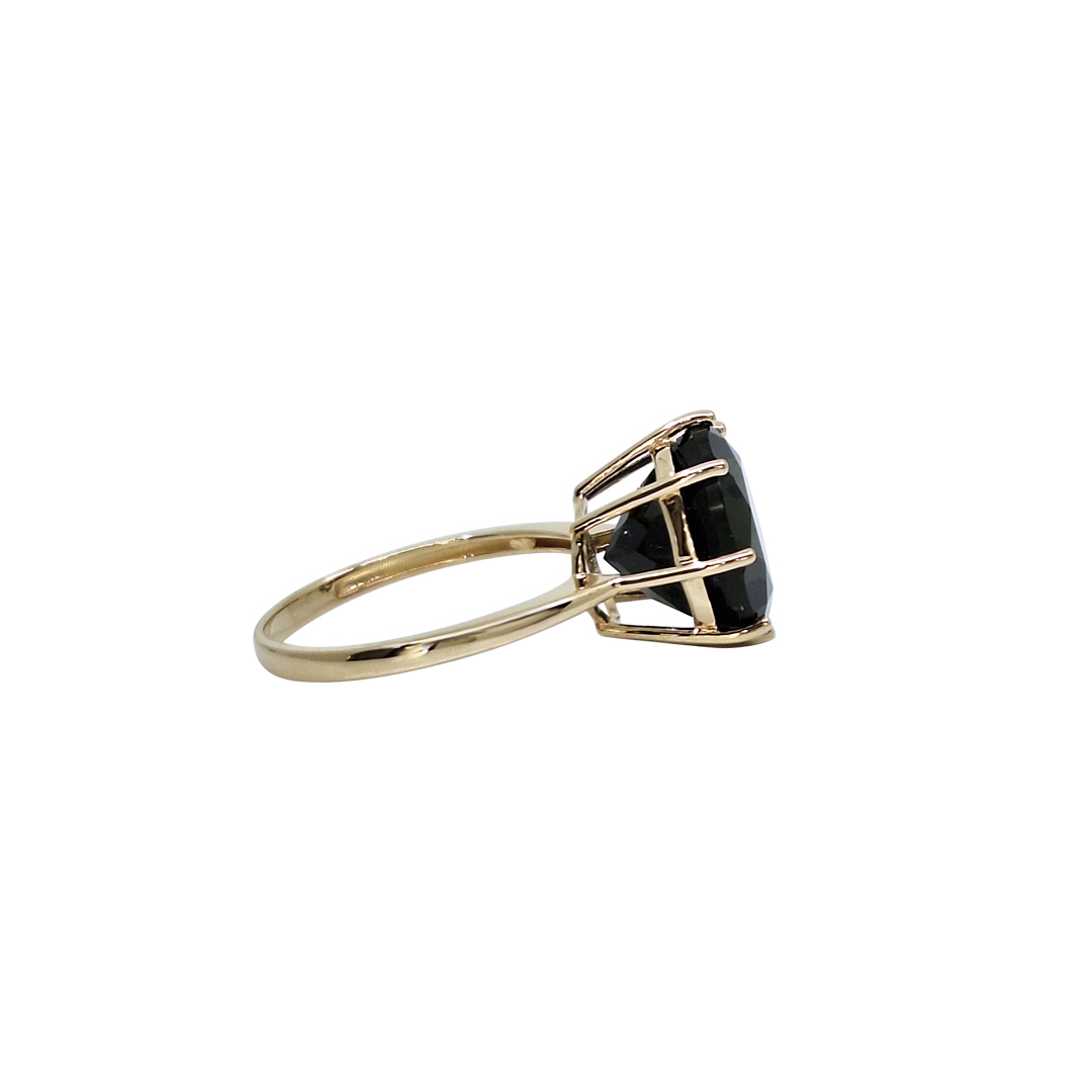 10ct Yellow Gold Green Gemstone Ring