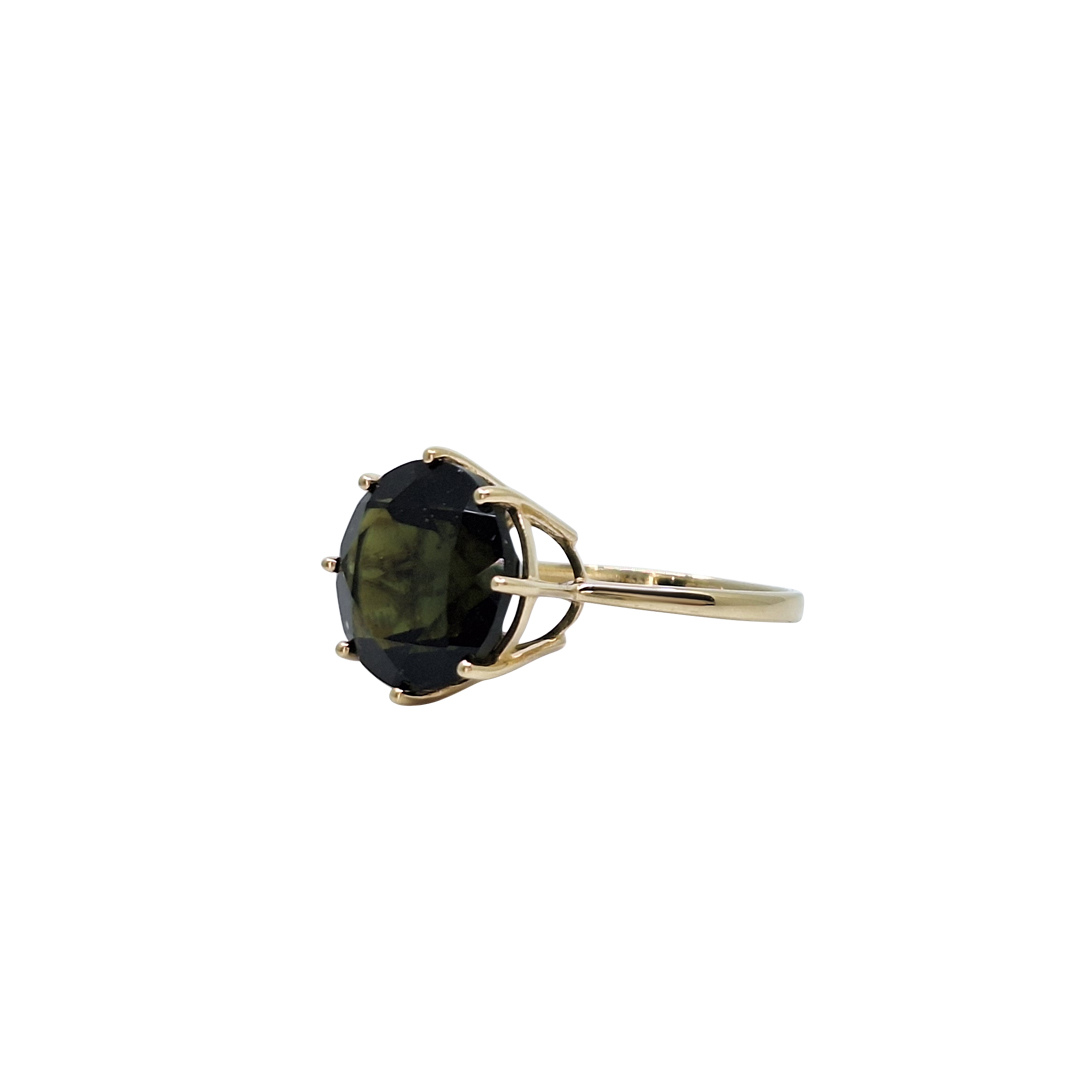 10ct Yellow Gold Green Gemstone Ring