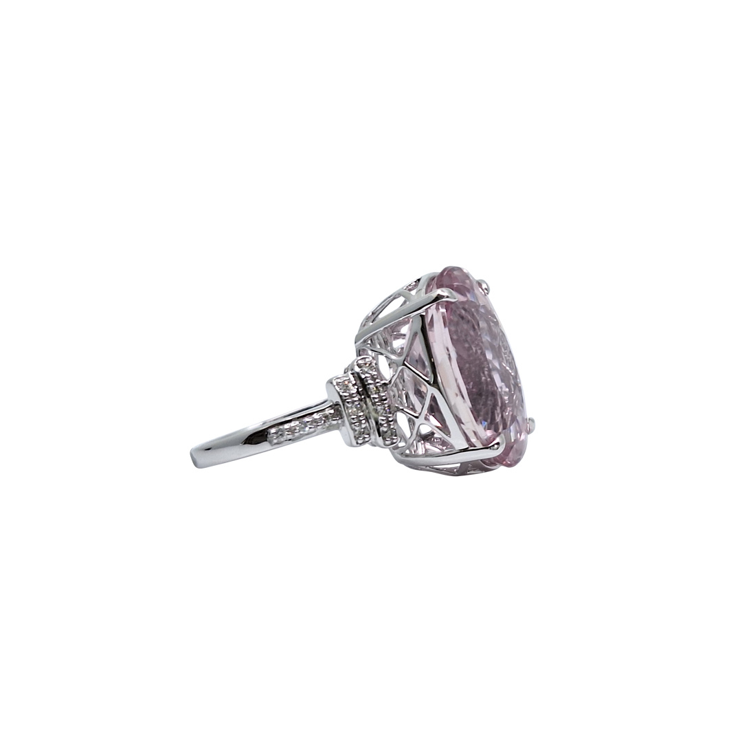 18ct White Gold Kunzite & Diamond Ring