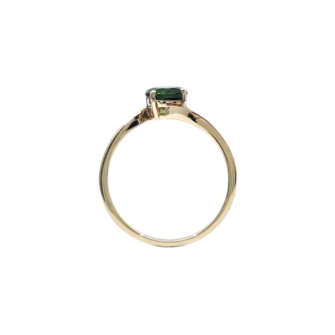 9ct Yellow Gold Gemstone Ring