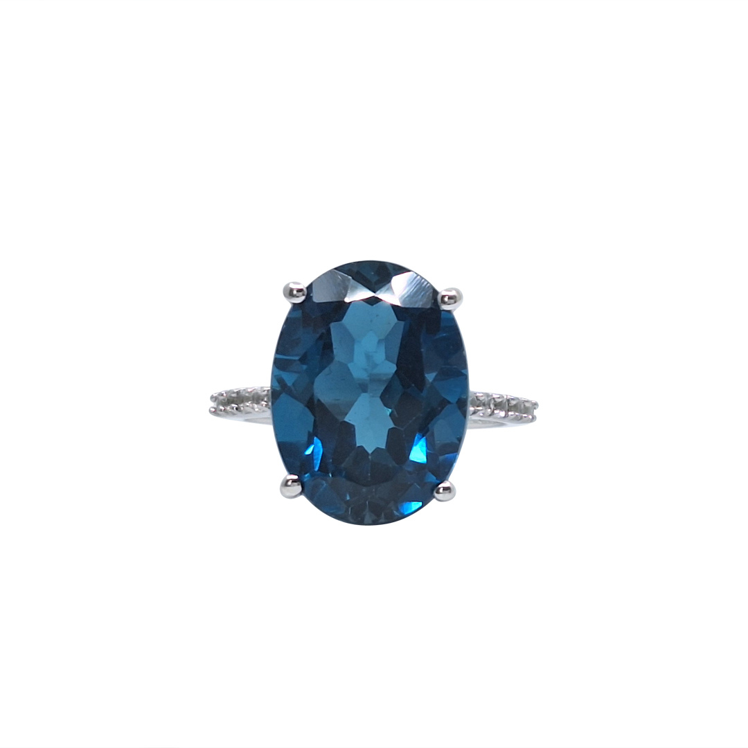 9ct White Gold Blue Gemstone & Diamond Ring