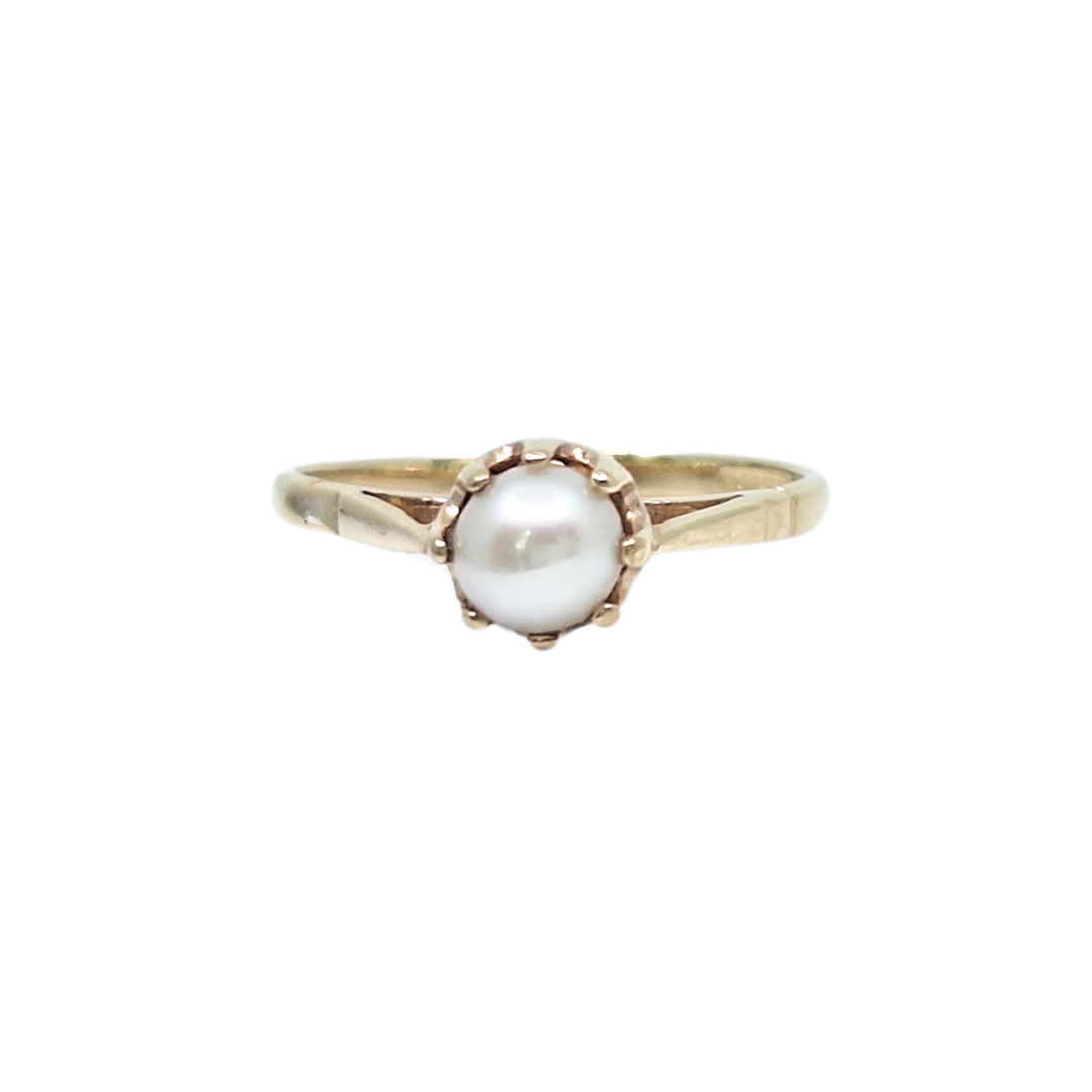 9ct Yellow Gold Pearl Ring