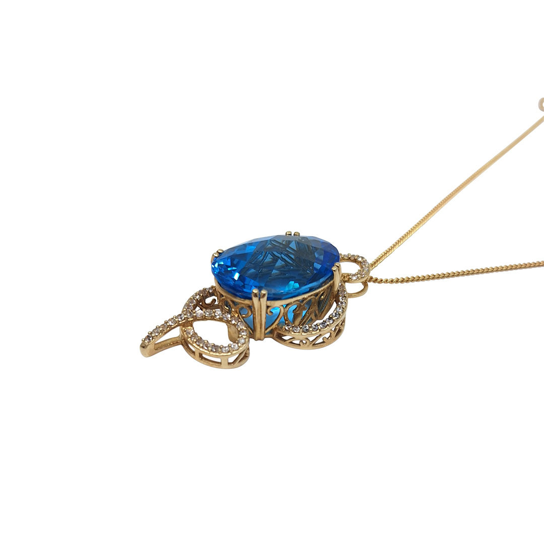 9ct Yellow Gold Blue Topaz & Cubic Zirconia Pendant