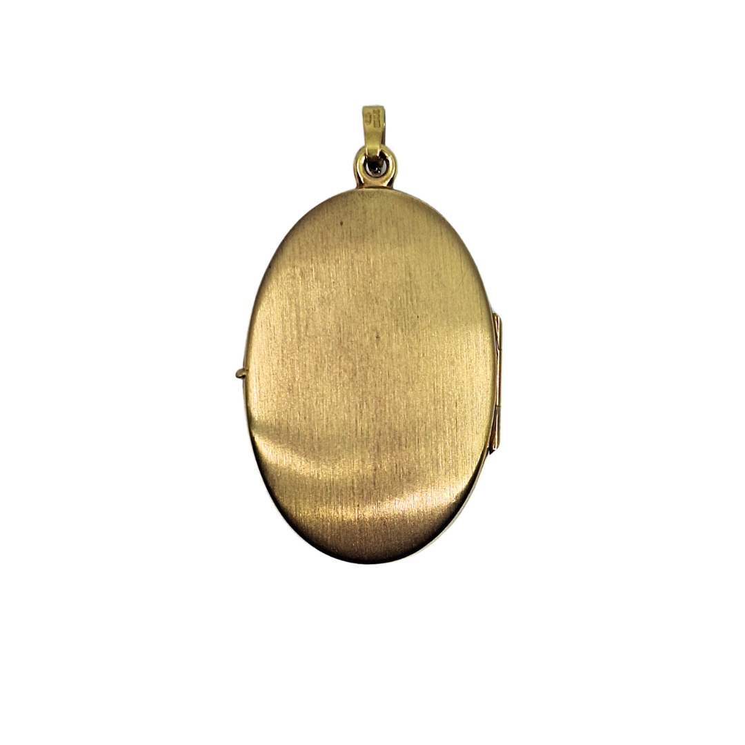 9ct Yellow Gold Engraved Locket