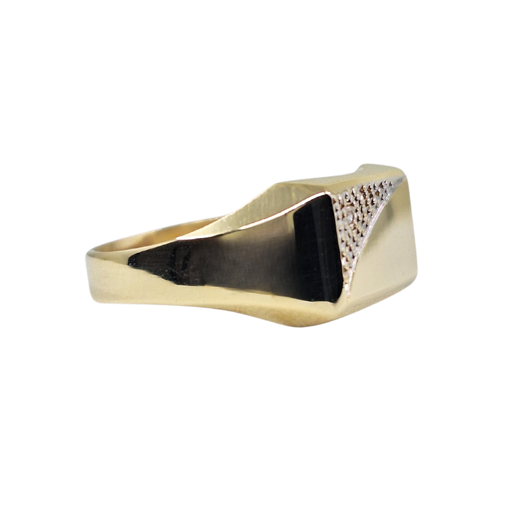 9ct Yellow Gold Diamond Set Signet Ring