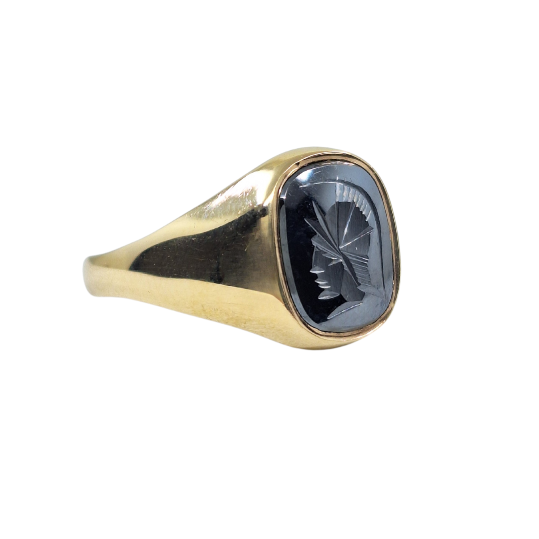 9ct Yellow Gold Hematite Signet Ring