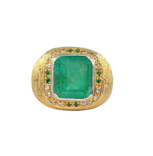 18ct Yellow Gold Emerald & Diamond Gents Ring
