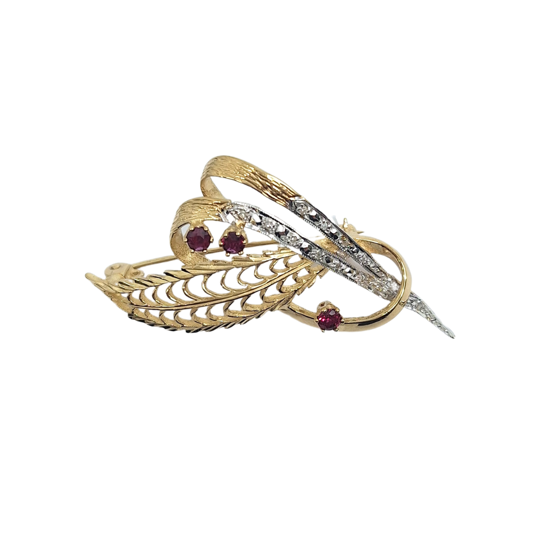 9ct Yellow Gold Garnet Brooch