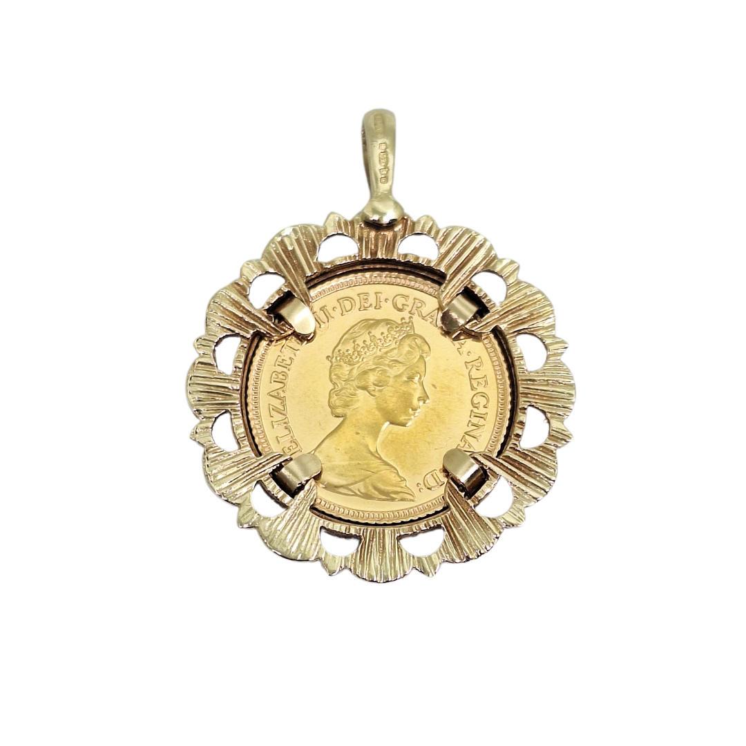 Half Sovereign & Pendant Mount