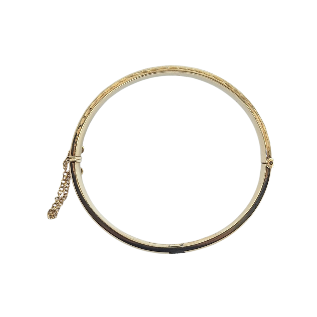 9ct Yellow Gold Engraved Patterned Hinged Bangle