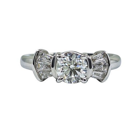 18ct White Gold Diamond Baguette & Round Diamond Bow Ring D:1.02ct