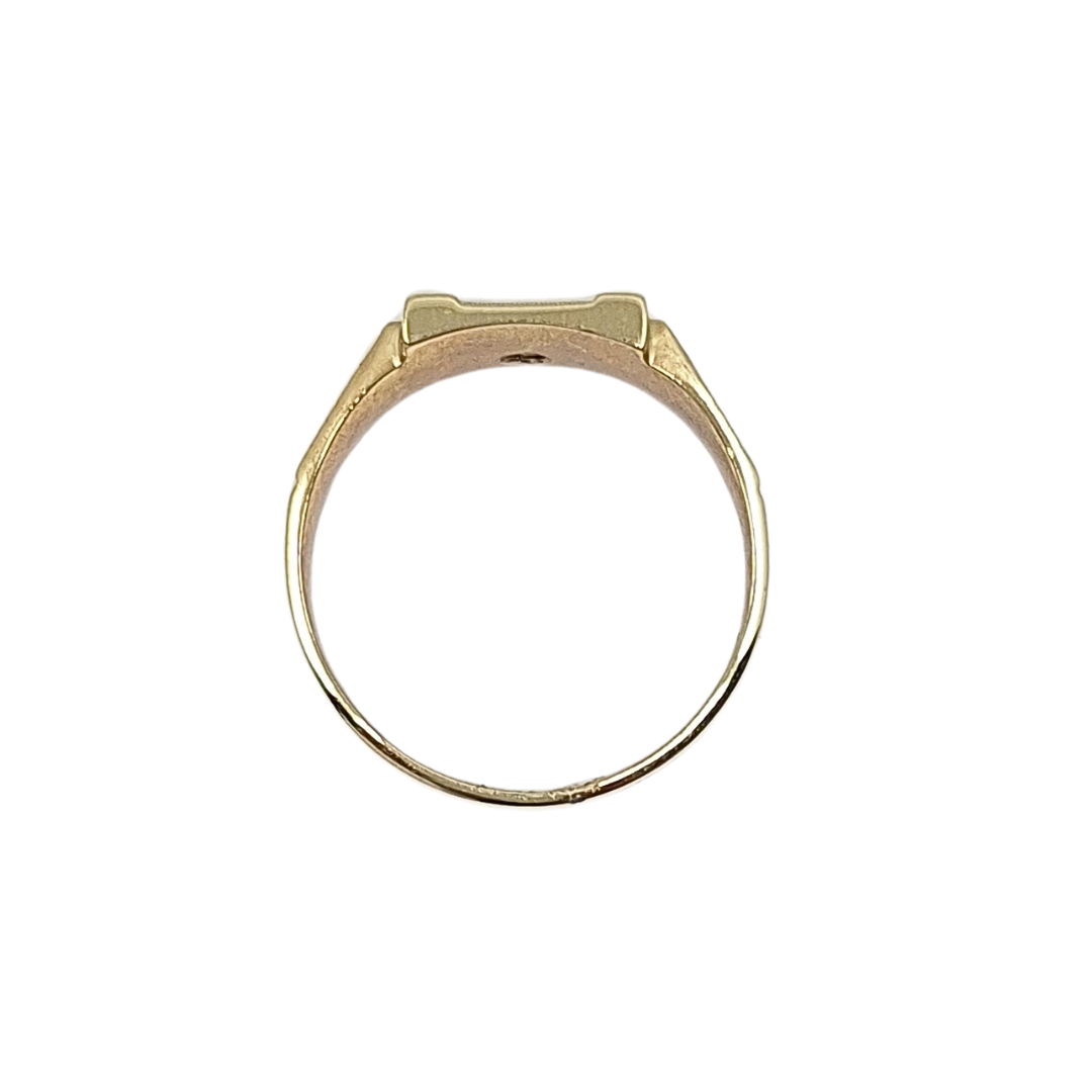 9ct Yellow Gold Diamond Set Signet Ring