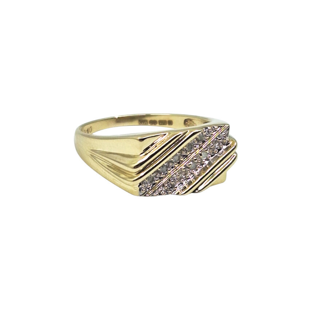 9ct Yellow Gold Diamond Signet Ring