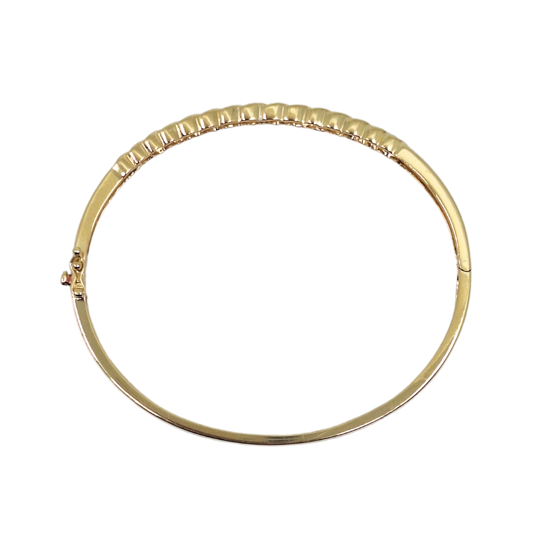 18ct Yellow Gold Diamond Bangle