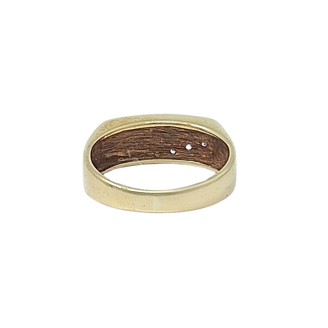 9ct Yellow Gold Diamond Set Signet Ring.