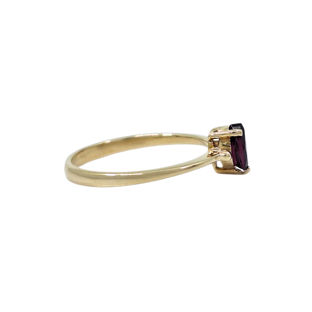 9ct Yellow Gold Pear Shape Rhodolite Garnet Solitaire Ring