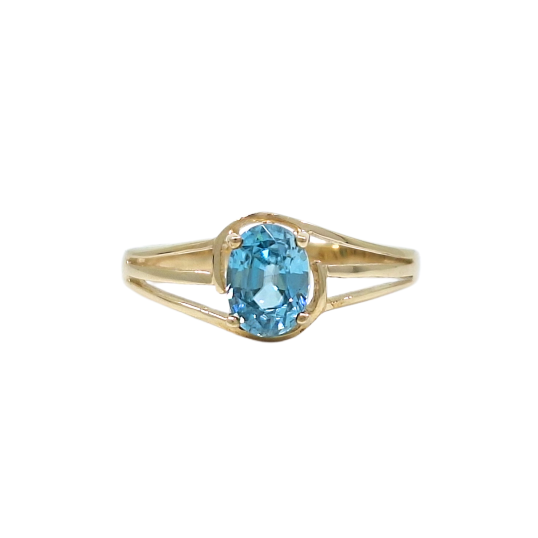 9ct Yellow Gold Blue Ratanakiri Zircon Ring