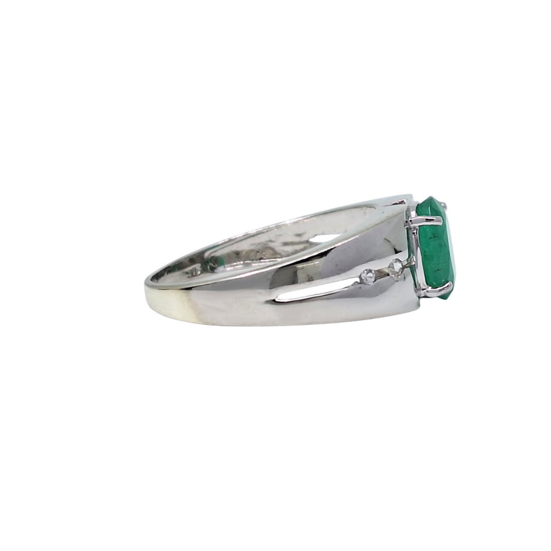 9ct White Gold Emerald & Diamond Ring