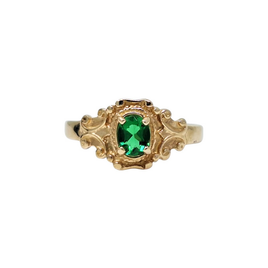 9ct Yellow Gold Green Stone Filigree Ring