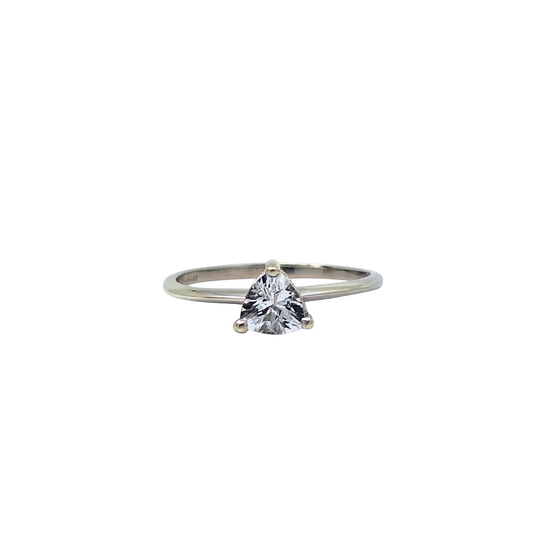 9ct White Gold White Sapphire Ring