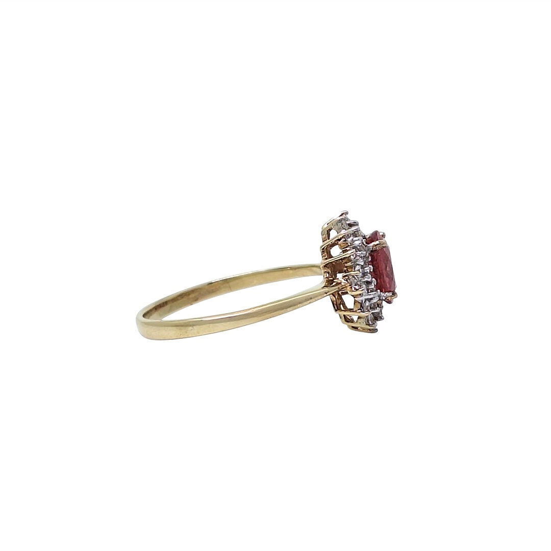 9ct Yellow Gold Andesine Cluster Ring