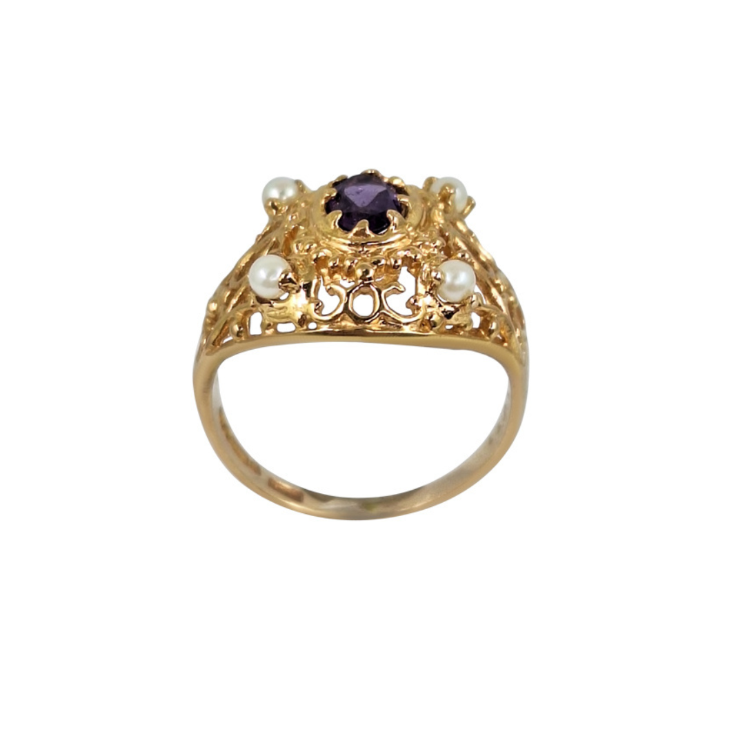 9ct Yellow Gold Amethyst & Pearl Ring