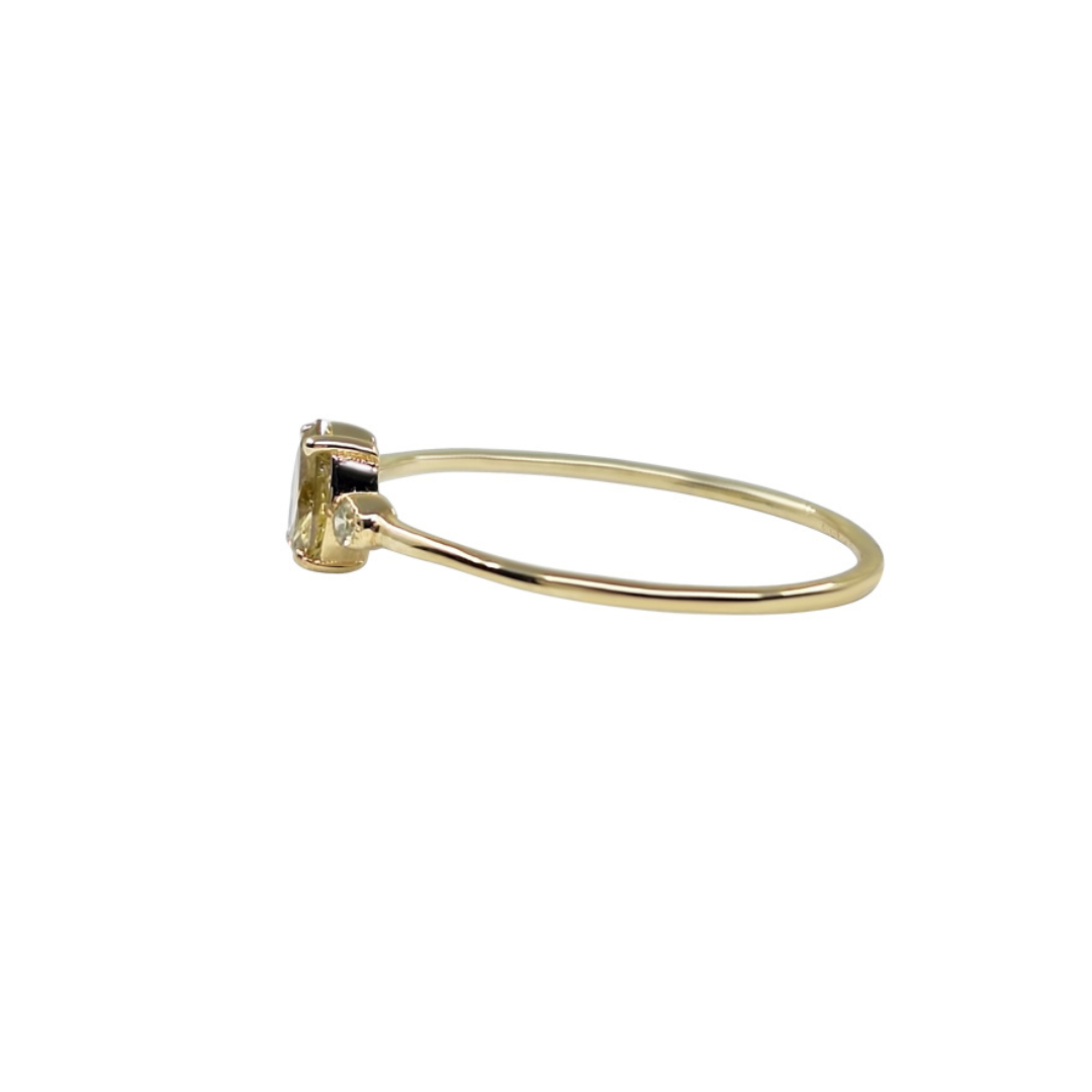 14ct Yellow Gold Pear Shaped Yellow Diamond Ring