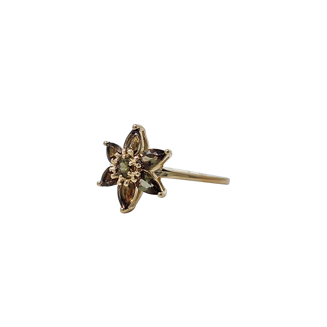 9ct Yellow Gold Sopa Audalusite Flower Ring