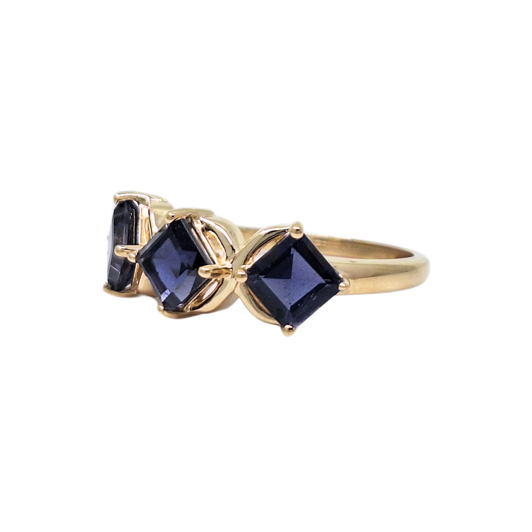 9ct Yellow Gold Bengal Iolite Three Stone Ring