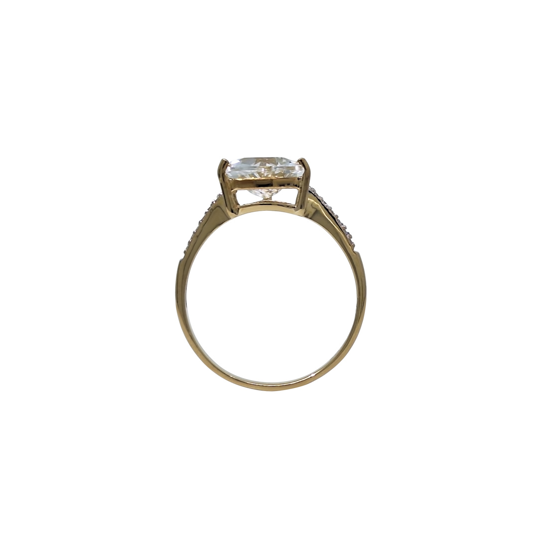 9ct Yellow Gold White Topaz Ring