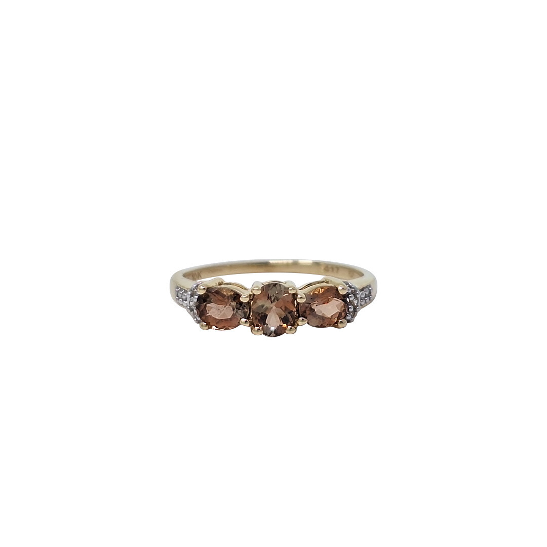 9ct Yellow Gold Audalusite & White Zircon Ring