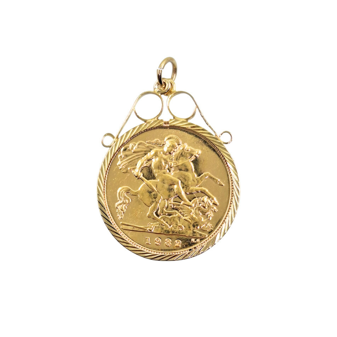 9ct Yellow Gold Half Sovereign Pendant 1982