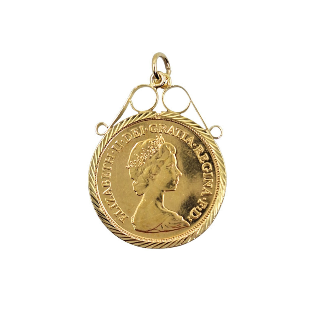 9ct Yellow Gold Half Sovereign Pendant 1982