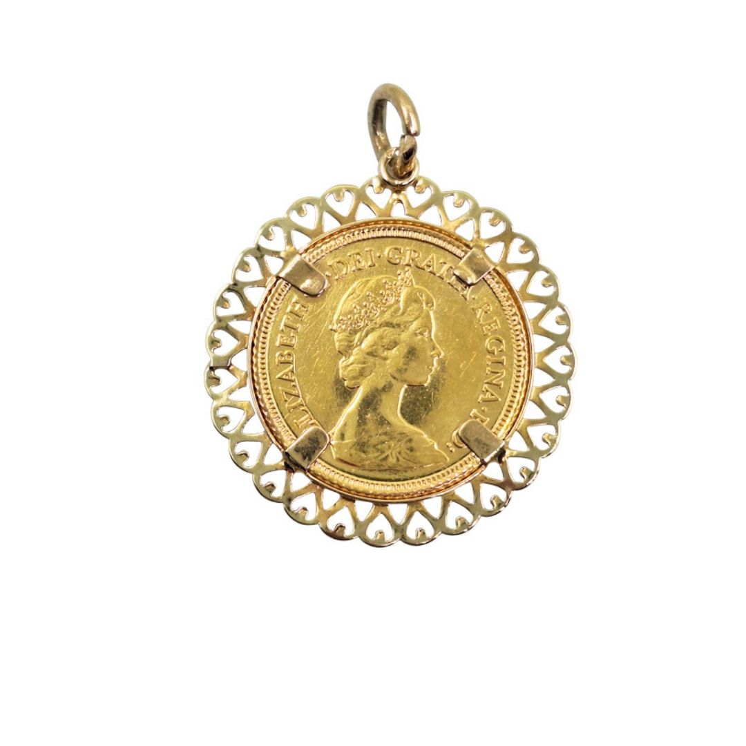 9ct Yellow Gold Half Sovereign Pendant 1982