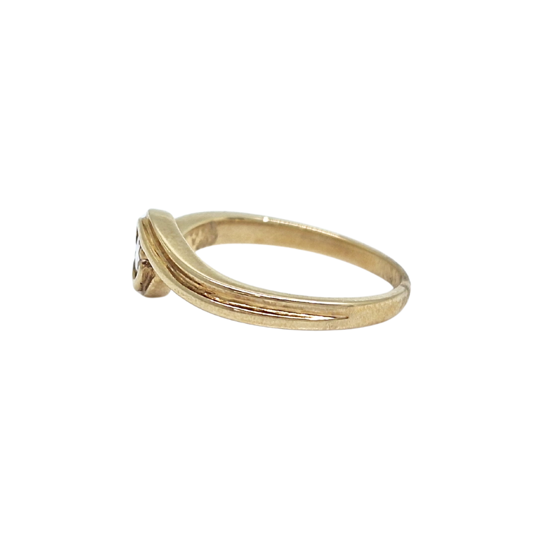 9ct Yellow Gold Diamond Twist Solitaire Ring